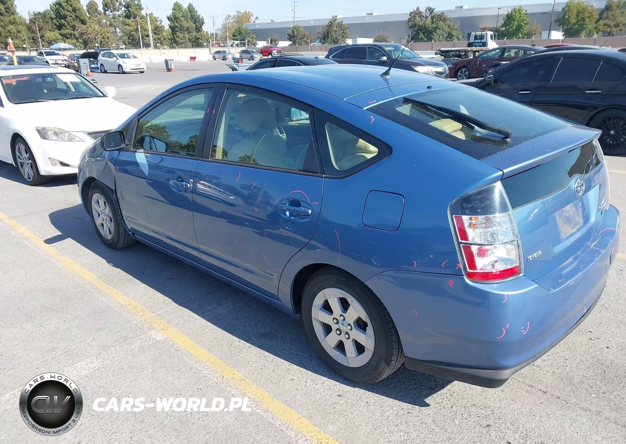 2005 Toyota Prius VIN:JTDKB20UX53058012 - 3