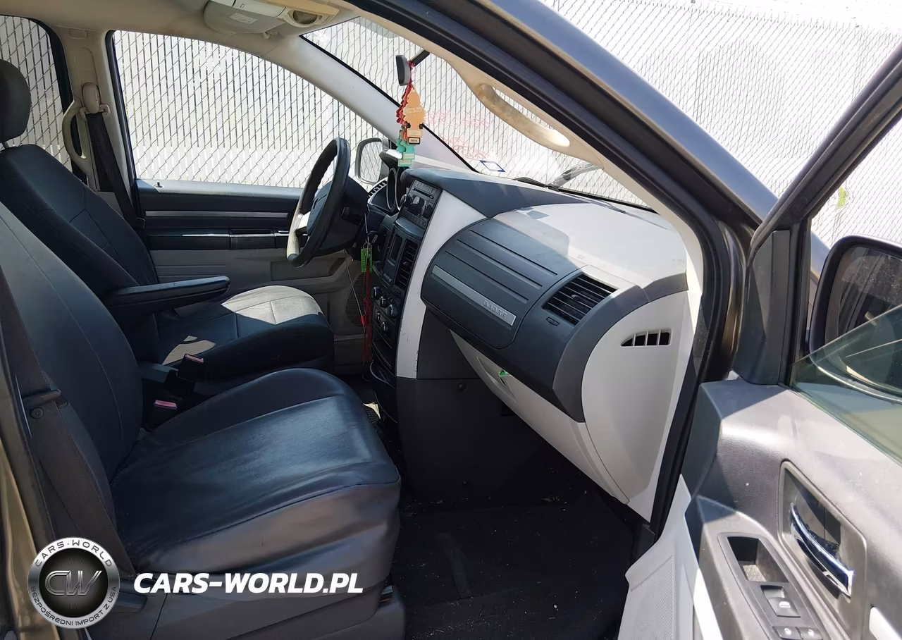 2010 Dodge Grand Caravan Se VIN:2D4RN4DE6AR233090 - 5