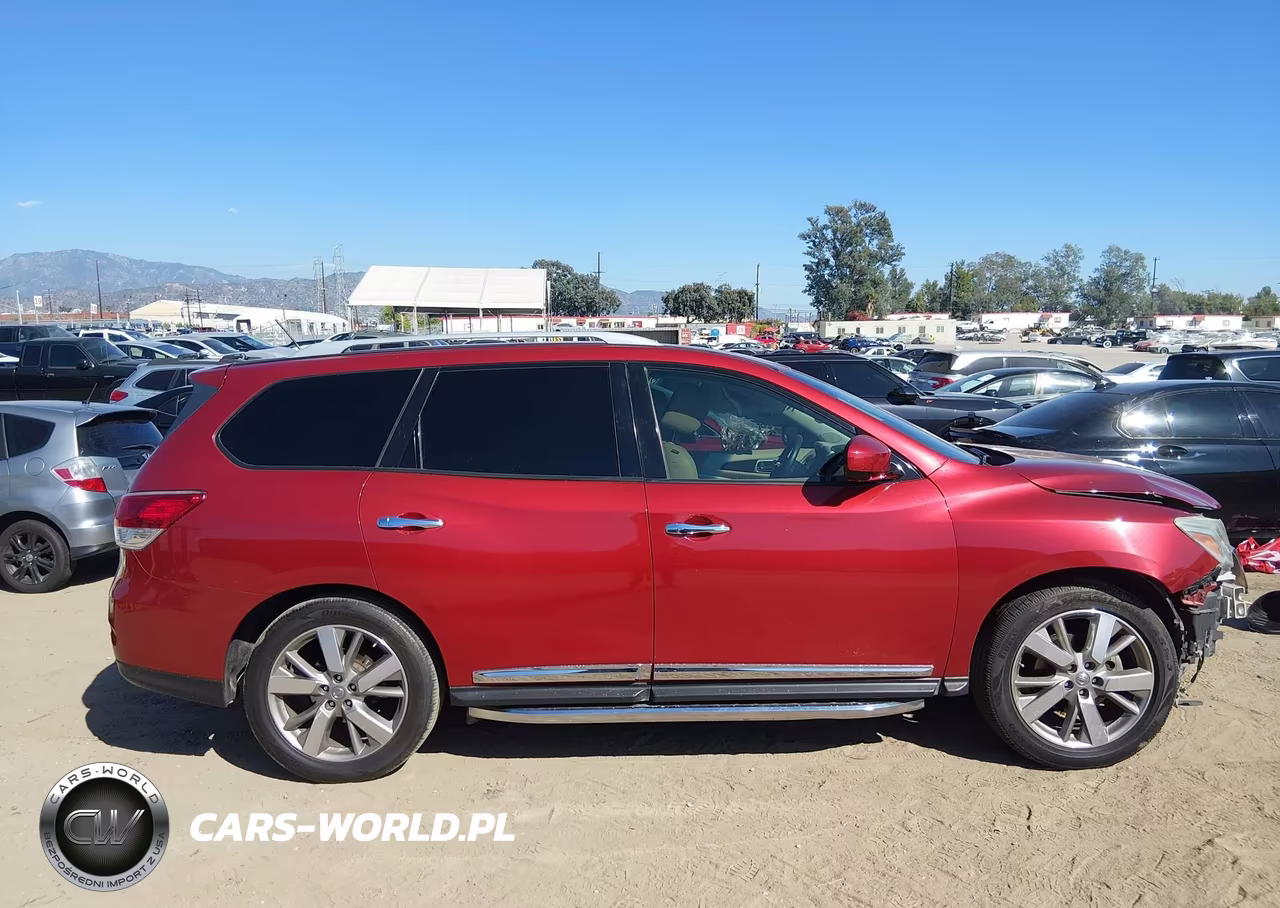 2016 Nissan Pathfinder Platinum VIN:5N1AR2MN6GC670622 - 13