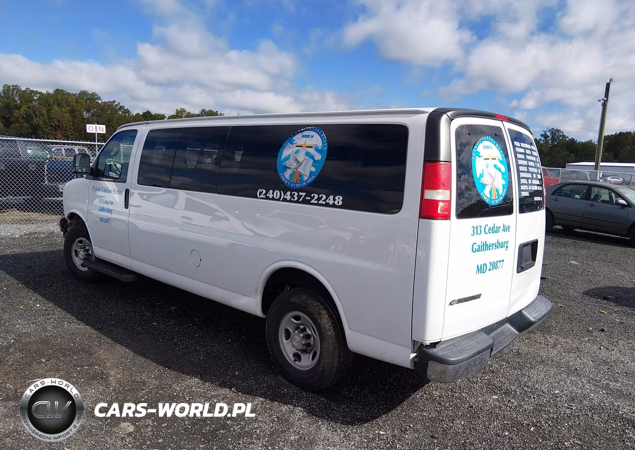 2019 Chevrolet Express Passenger Lt VIN:1GAZGPFG3K1261080 - 3
