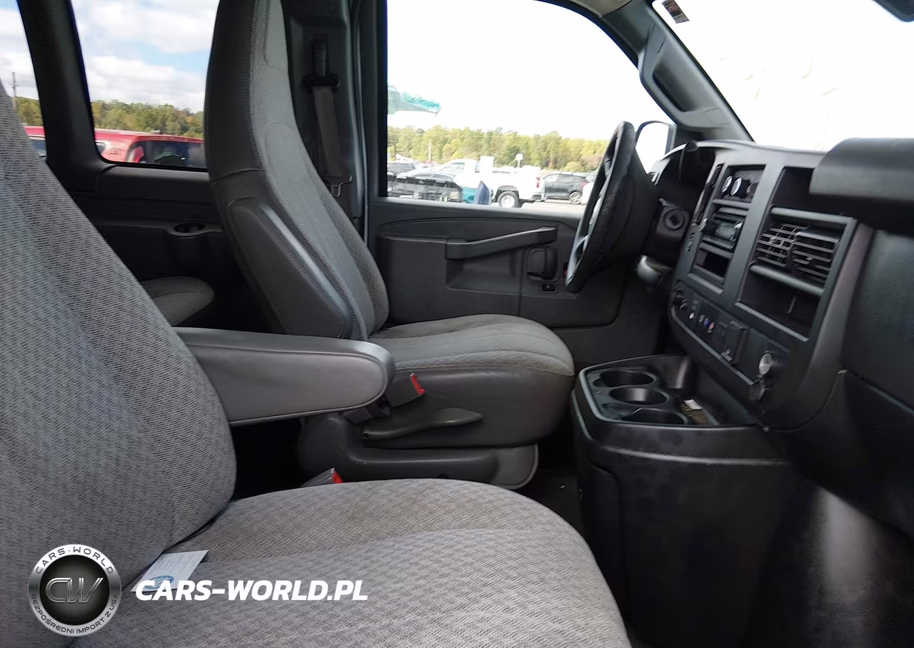 2019 Chevrolet Express Passenger Lt VIN:1GAZGPFG3K1261080 - 5