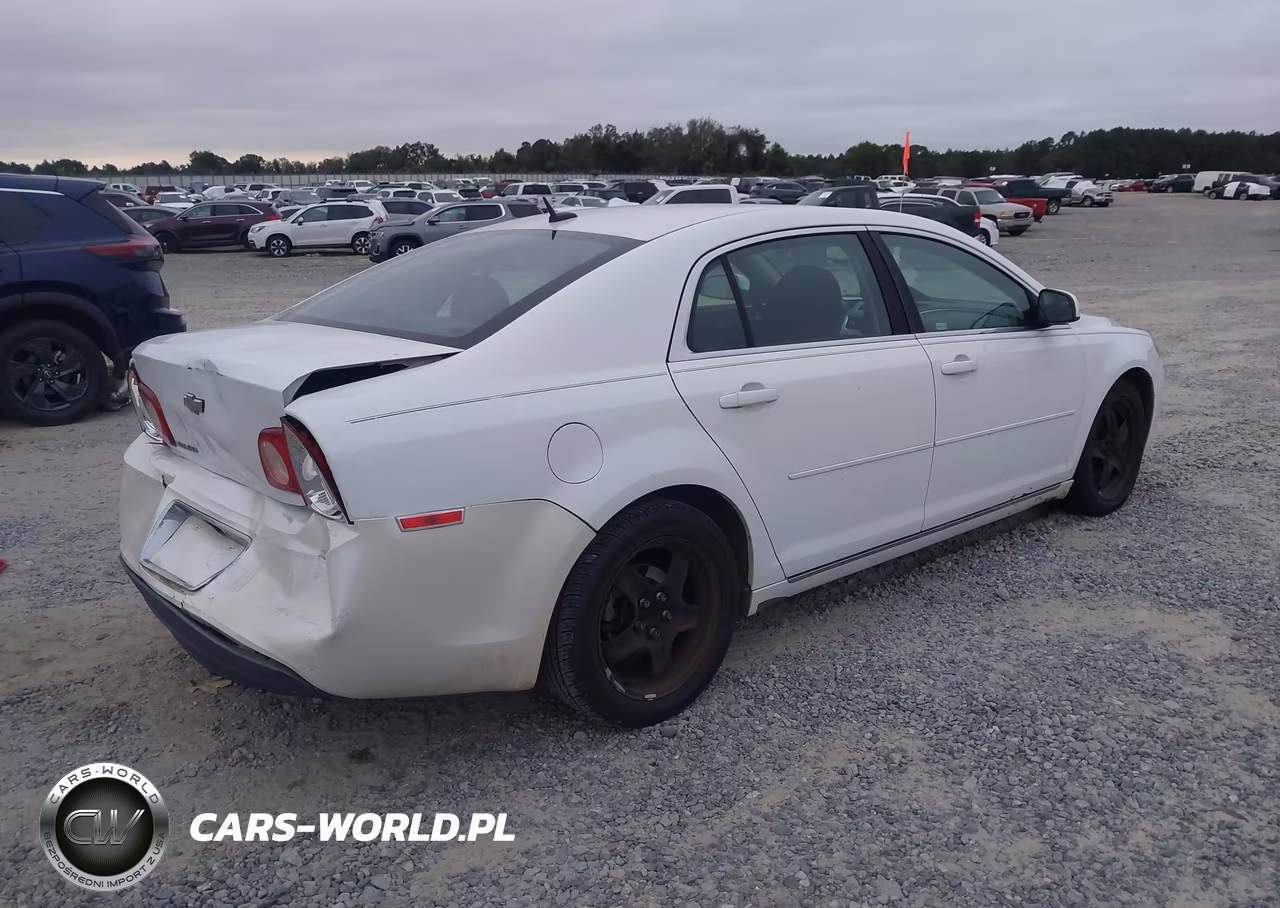 2011 Chevrolet Malibu 1Lt VIN:1G1ZC5E10BF270402 - 4