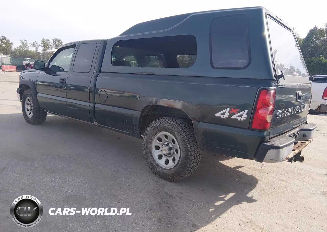 2005 Chevrolet Silverado 1500 Work Truck VIN:1GCEK19T45E253383 - 3