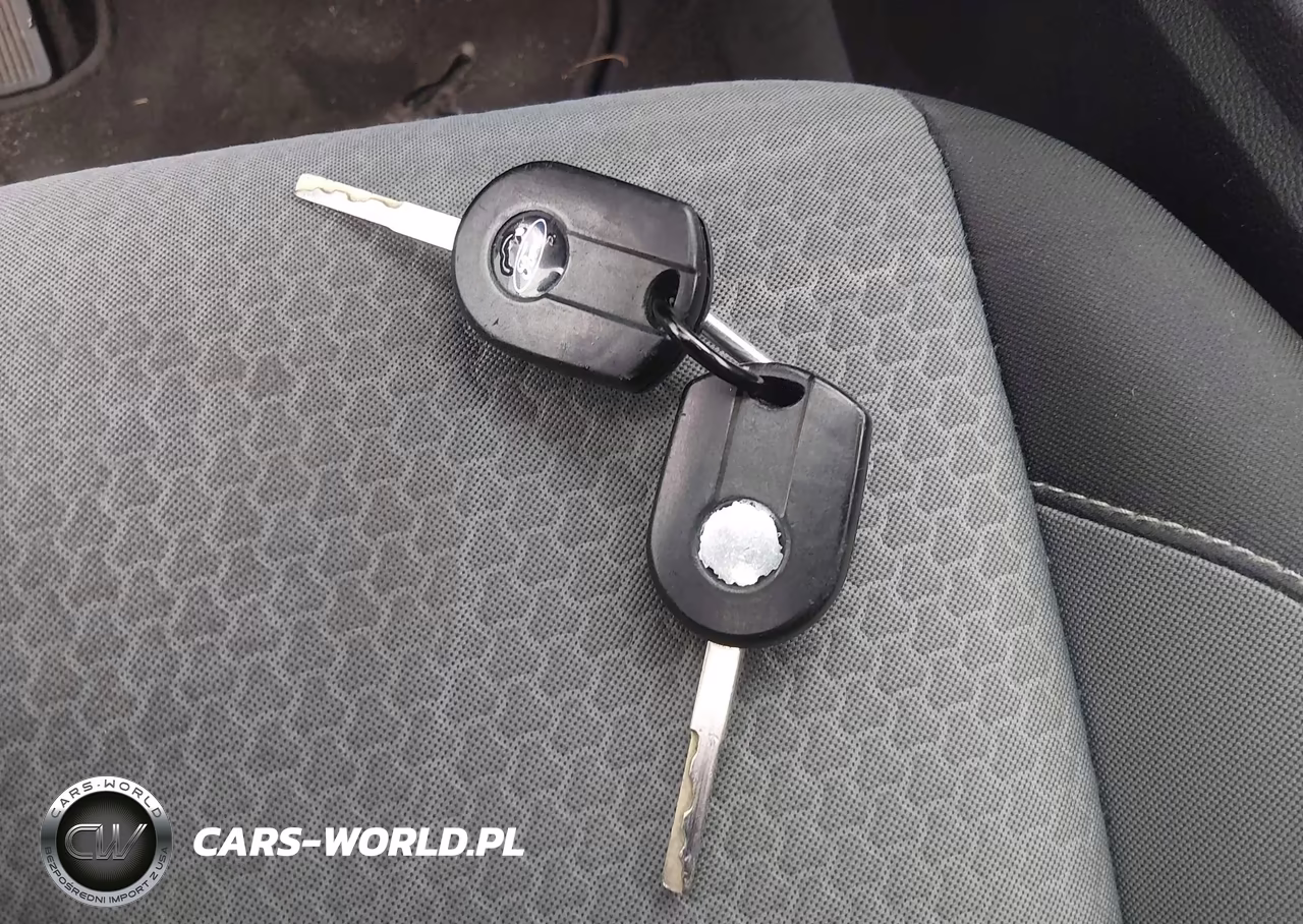 2018 Ford Escape Se VIN:1FMCU0GD6JUC90194 - 11