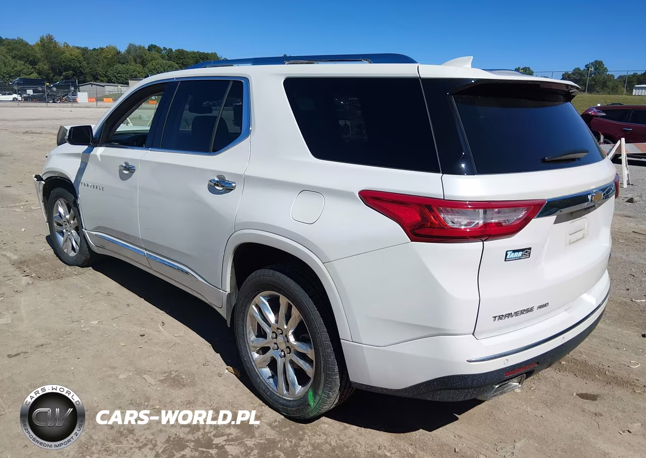 2018 Chevrolet Traverse High Country VIN:1GNEVKKW5JJ233797 - 3