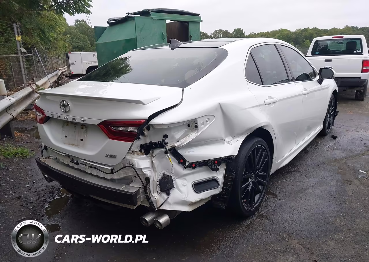 2022 Toyota Camry Xse VIN:4T1K61AK7NU010064 - 4
