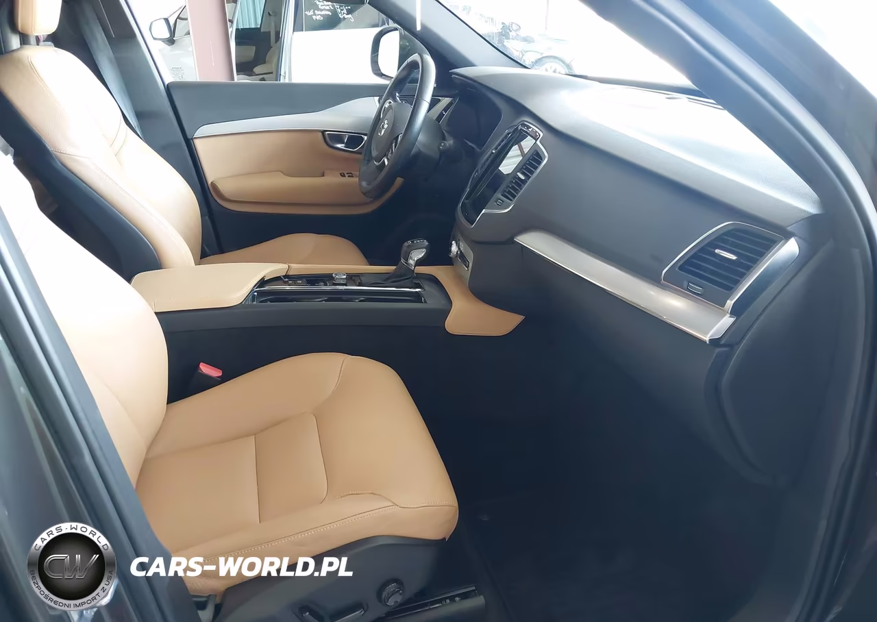 2018 Volvo Xc90 T5 Momentum 5P VIN:YV4102KK7J1193741 - 5