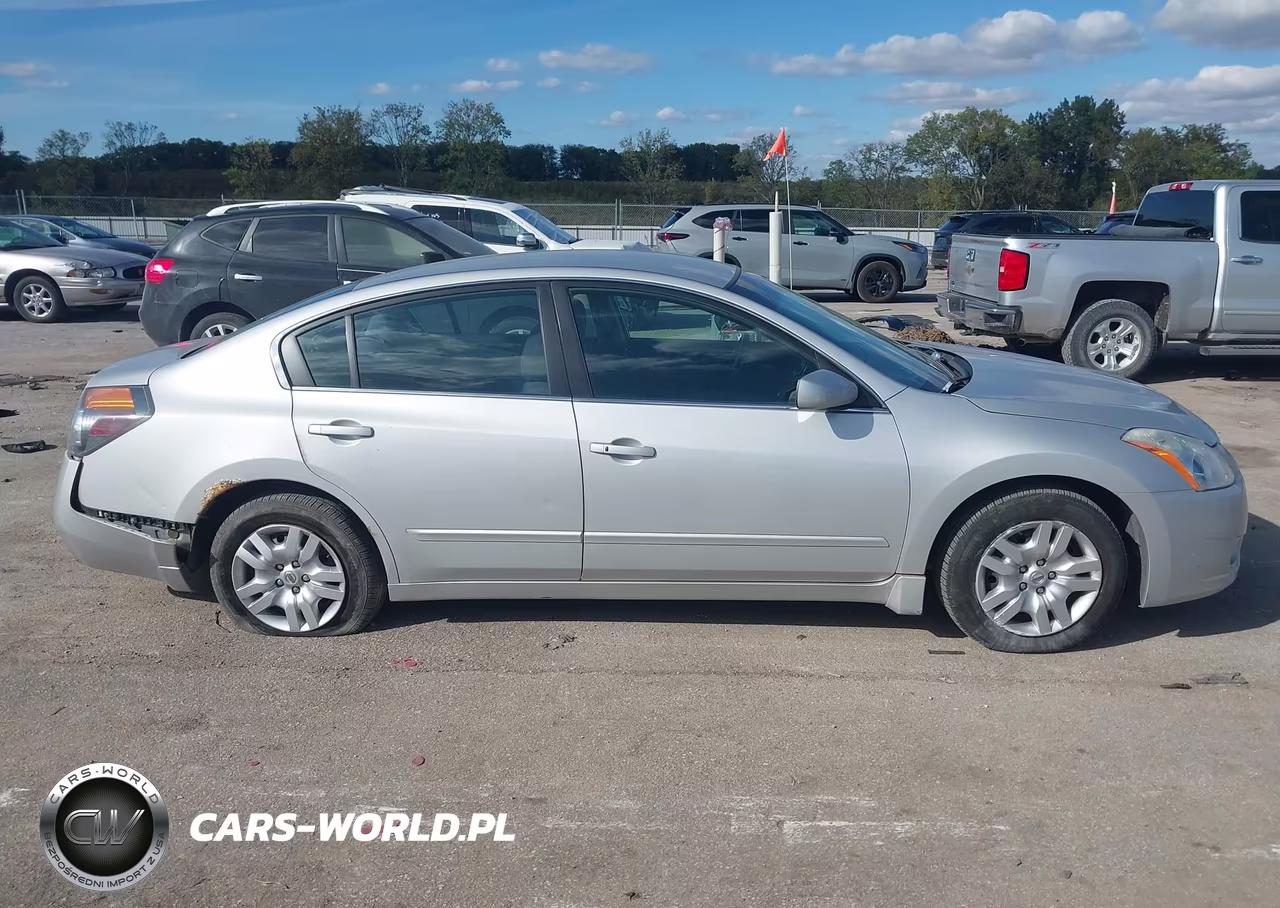 2012 Nissan Altima 2.5 S VIN:1N4AL2AP2CN410332 - 13