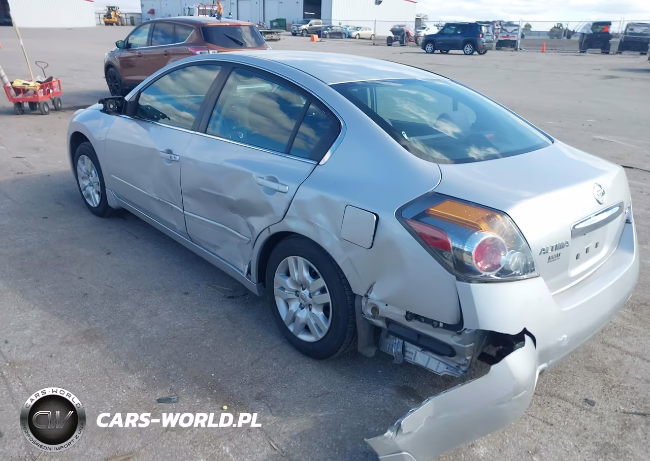 2012 Nissan Altima 2.5 S VIN:1N4AL2AP2CN410332 - 3