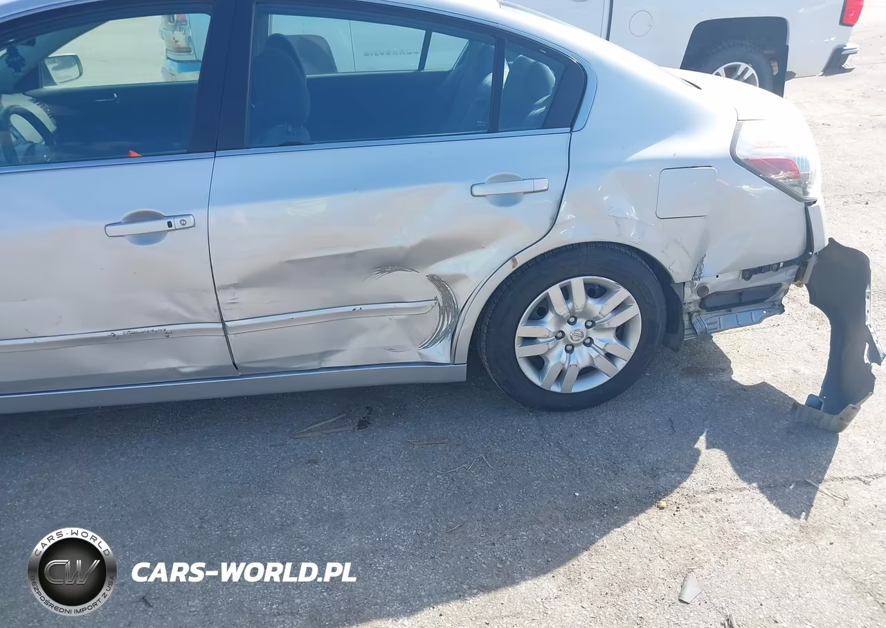 2012 Nissan Altima 2.5 S VIN:1N4AL2AP2CN410332 - 6