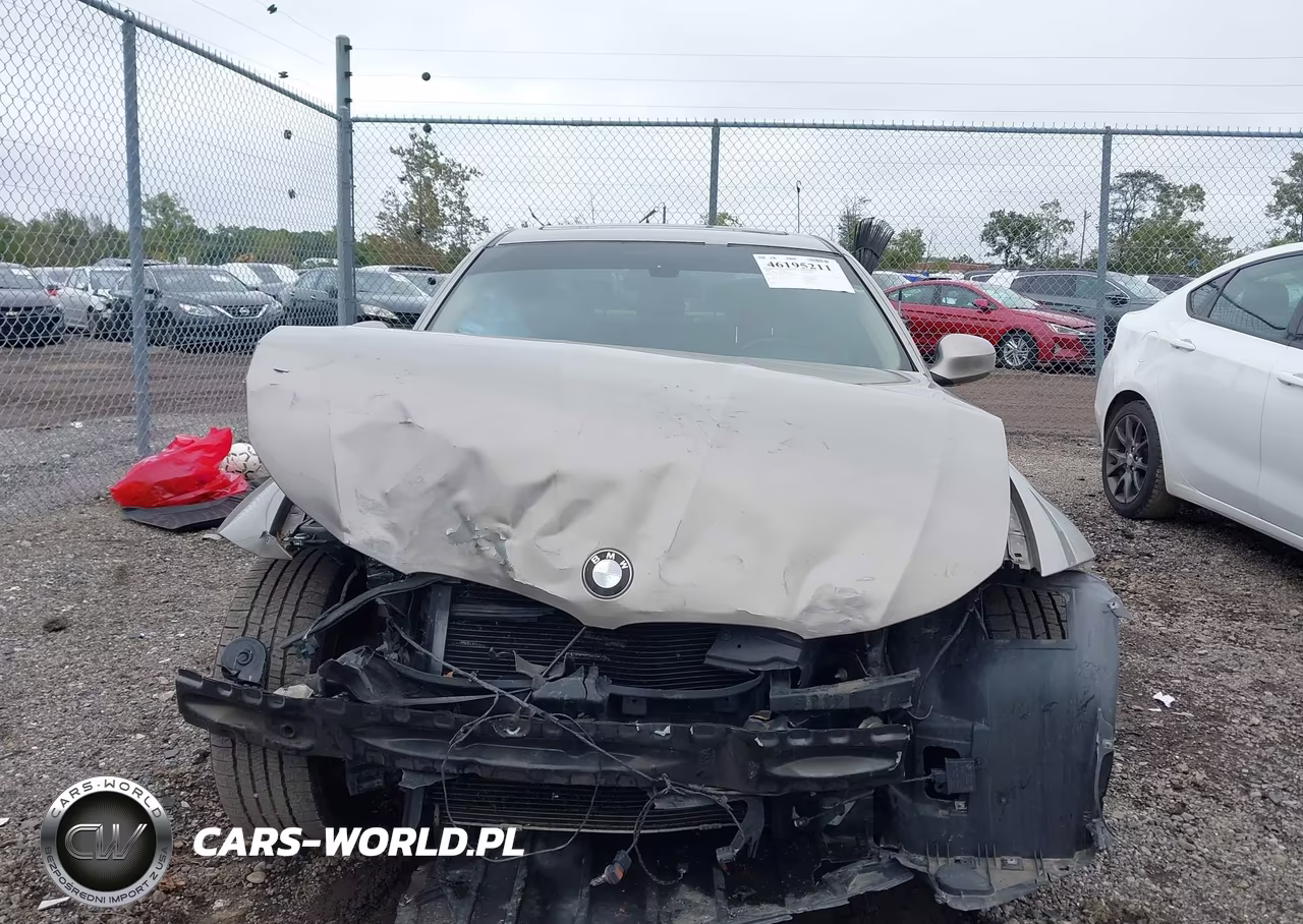 2009 BMW 3 Series 328I VIN:WBAPH775X9NM31654 - 12