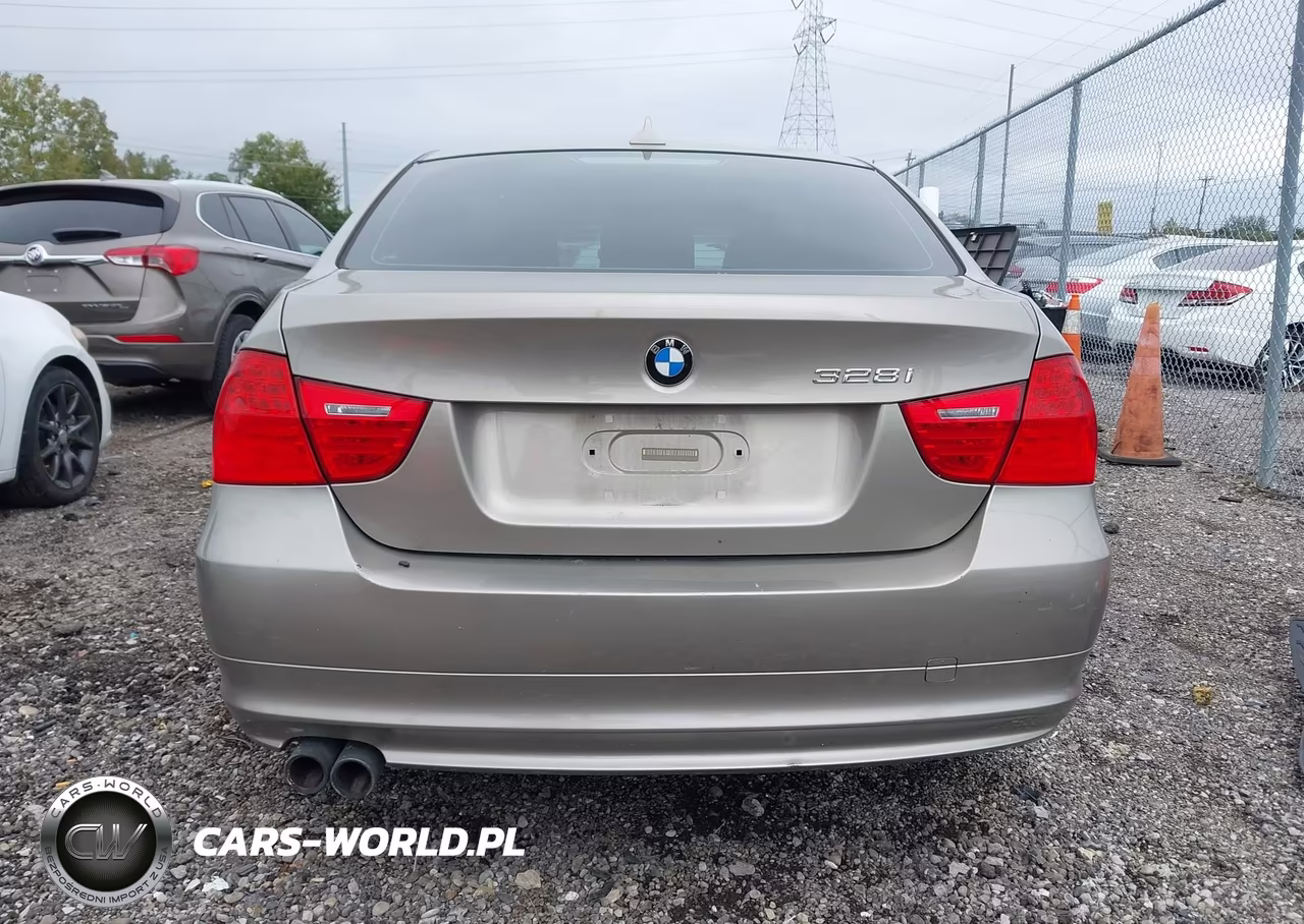 2009 BMW 3 Series 328I VIN:WBAPH775X9NM31654 - 16