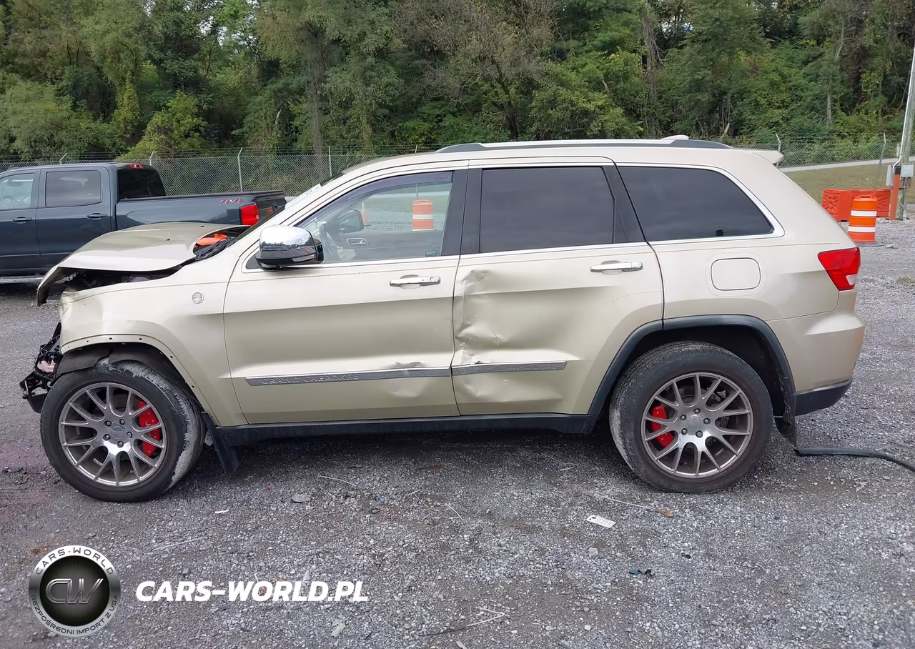 2011 Jeep Grand Cherokee Overland VIN:1J4RR6GT7BC721038 - 14