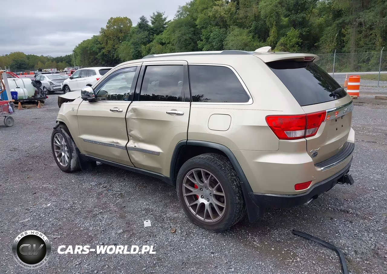 2011 Jeep Grand Cherokee Overland VIN:1J4RR6GT7BC721038 - 3