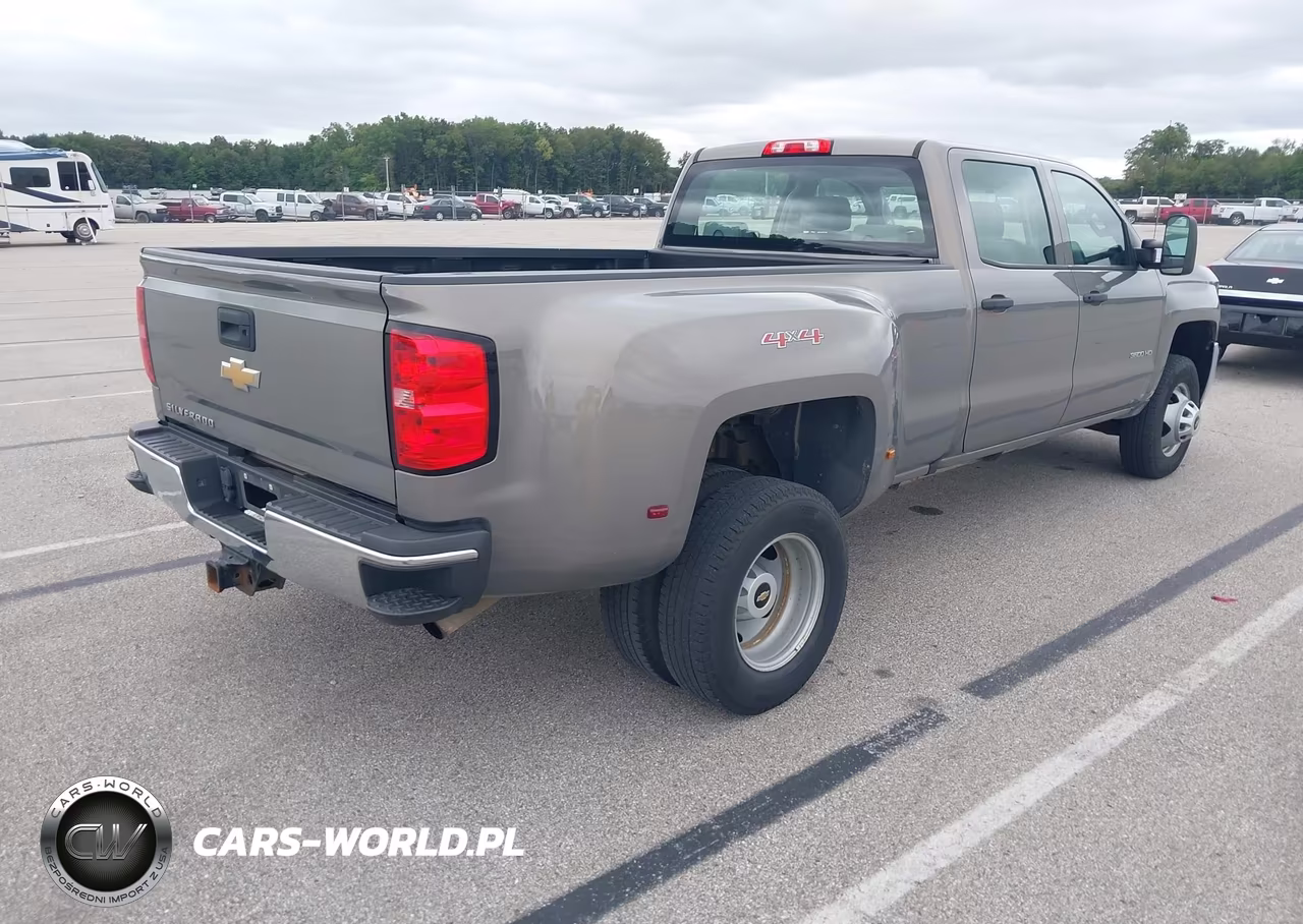 2017 Chevrolet Silverado 3500Hd Wt VIN:1GC4KYCG6HF185411 - 4