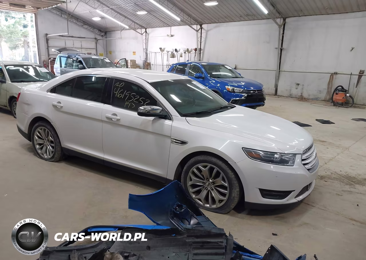 2017 Ford Taurus Limited – zdjęcie 1 z 15