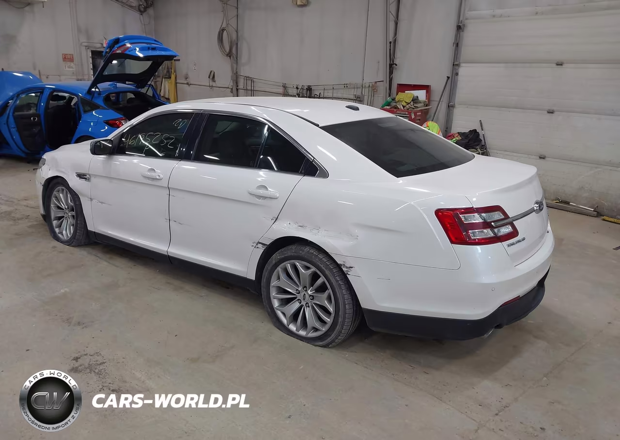 2017 Ford Taurus Limited VIN:1FAHP2F85HG104404 - 3