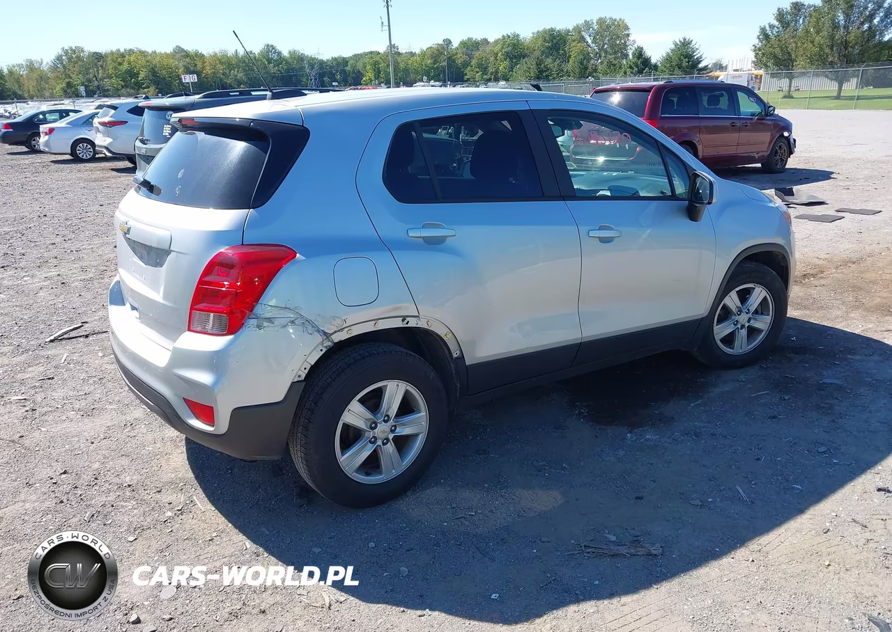 2020 Chevrolet Trax Fwd Ls VIN:KL7CJKSBXLB319223 - 4