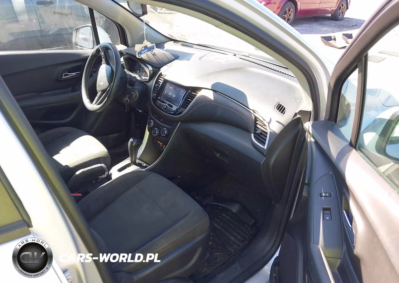 2020 Chevrolet Trax Fwd Ls VIN:KL7CJKSBXLB319223 - 5