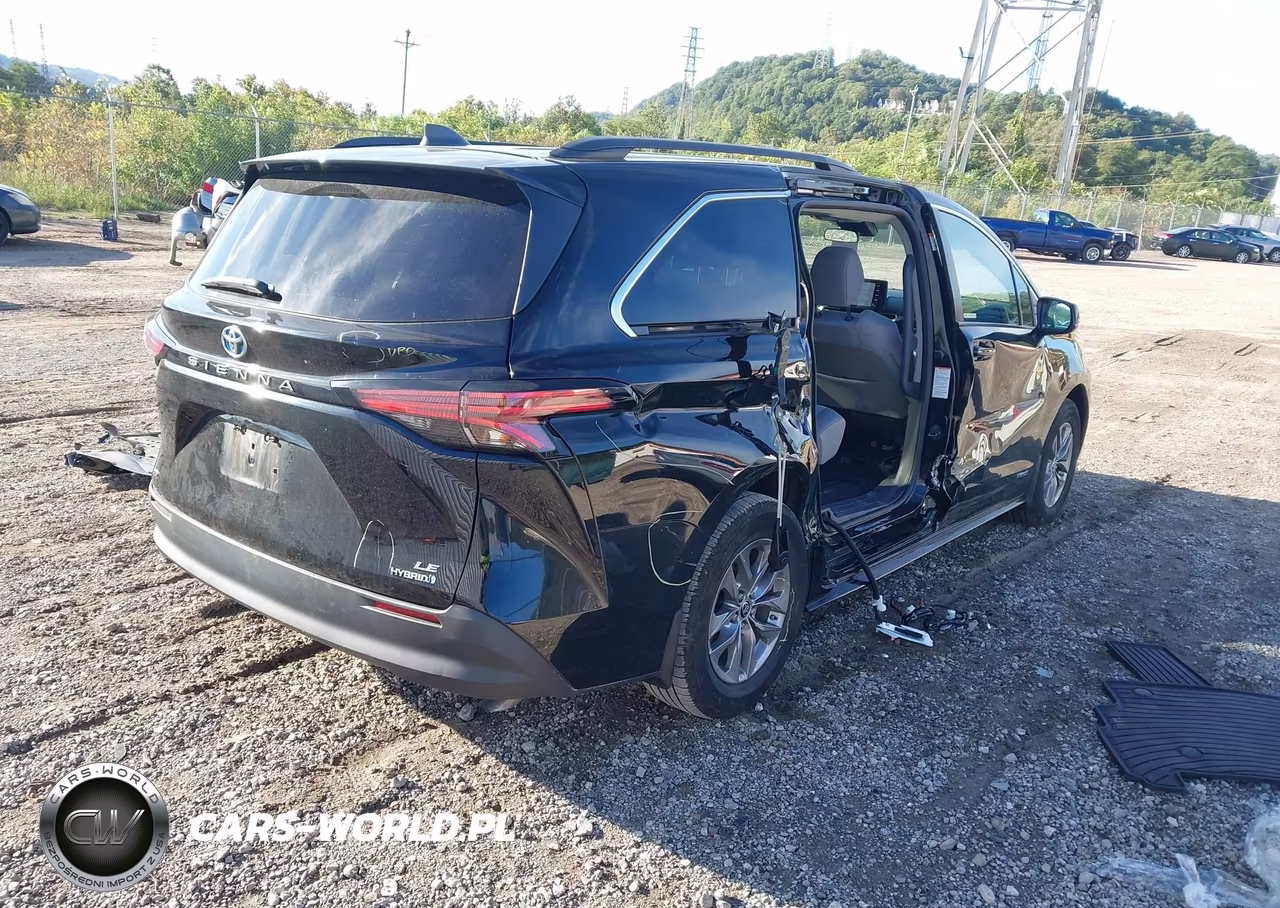 2021 Toyota Sienna Le VIN:5TDKSKFCXMS037060 - 4