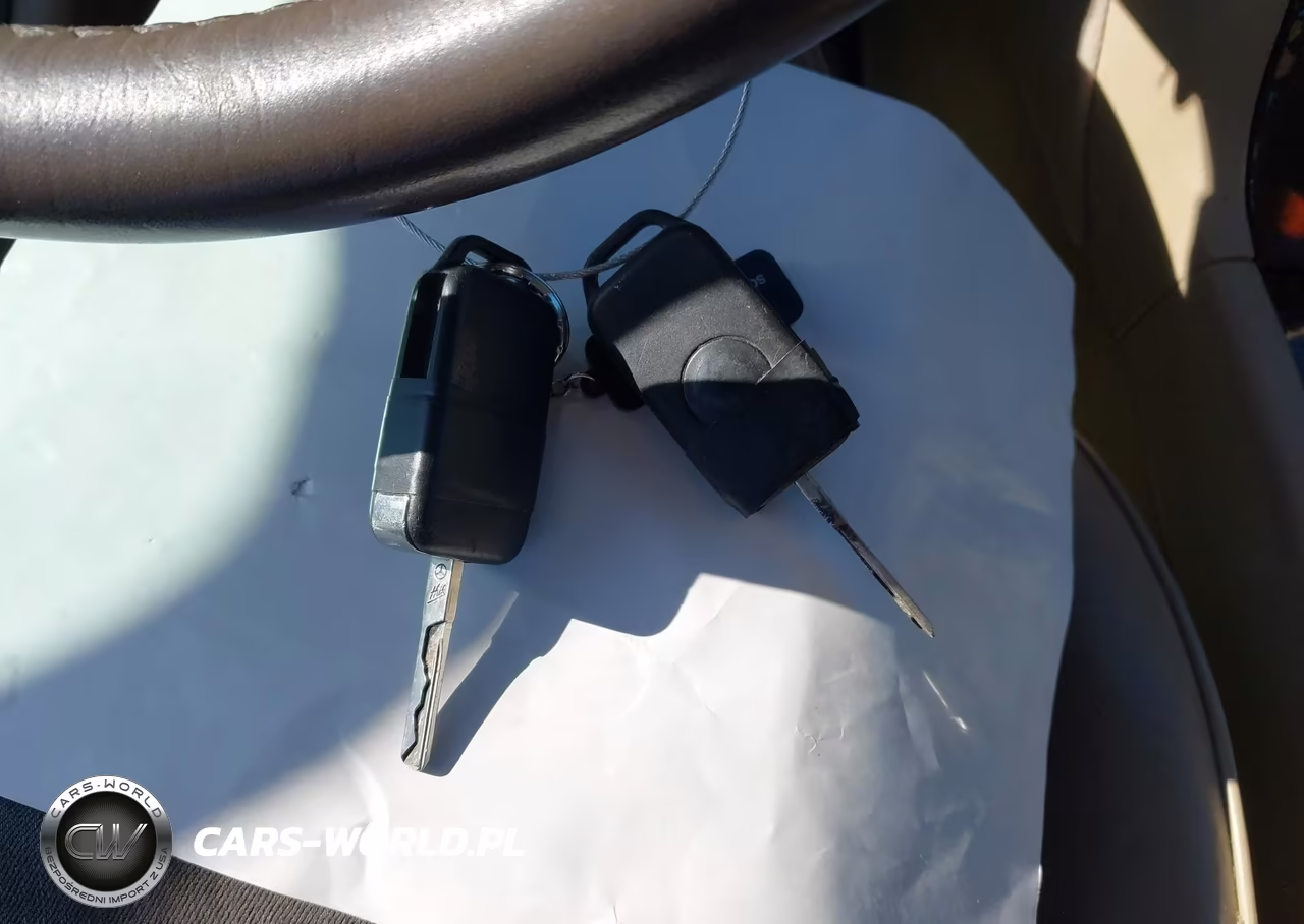 1996 Mercedes-Benz E 320 VIN:WDBJF55F9TJ010438 - 11