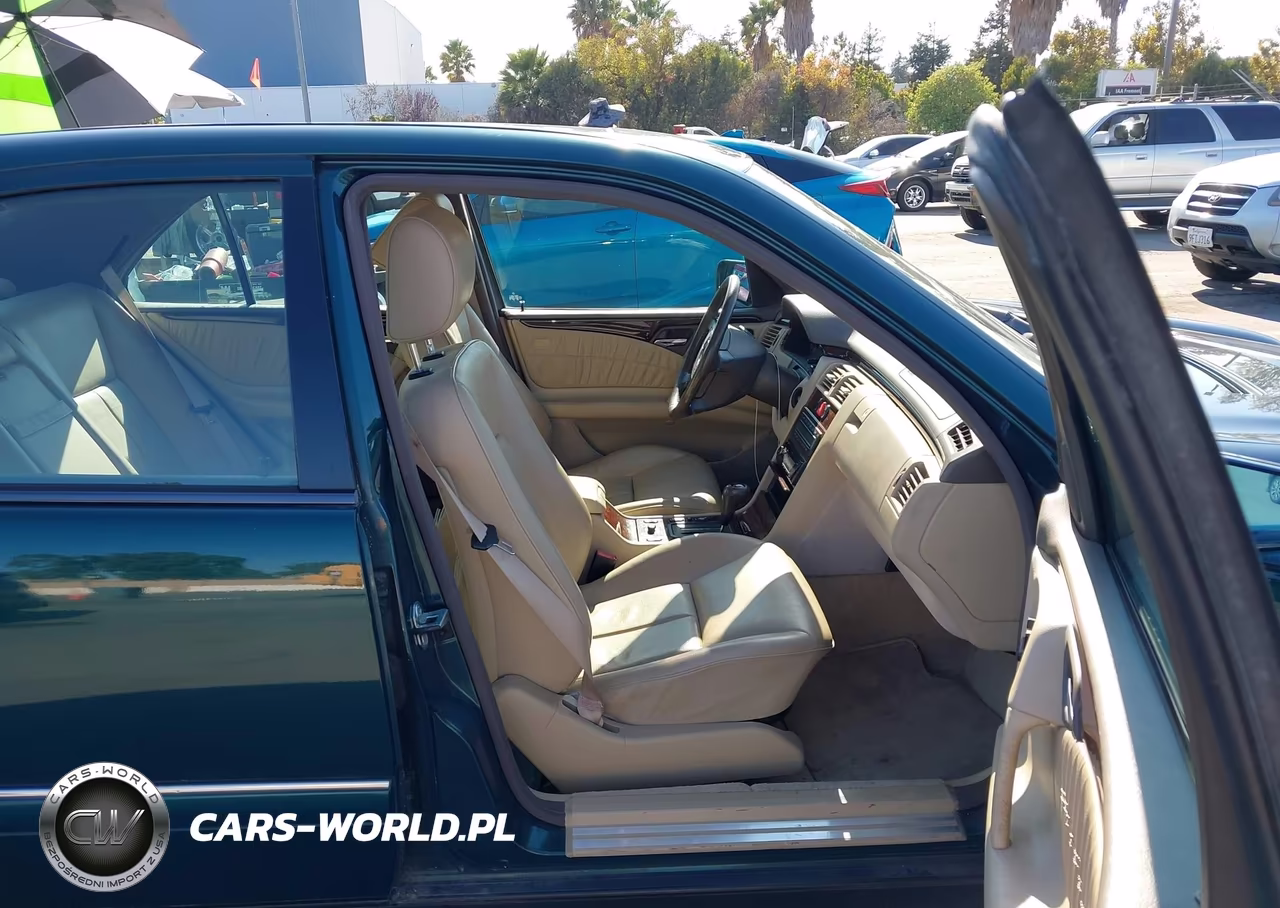 1996 Mercedes-Benz E 320 VIN:WDBJF55F9TJ010438 - 5