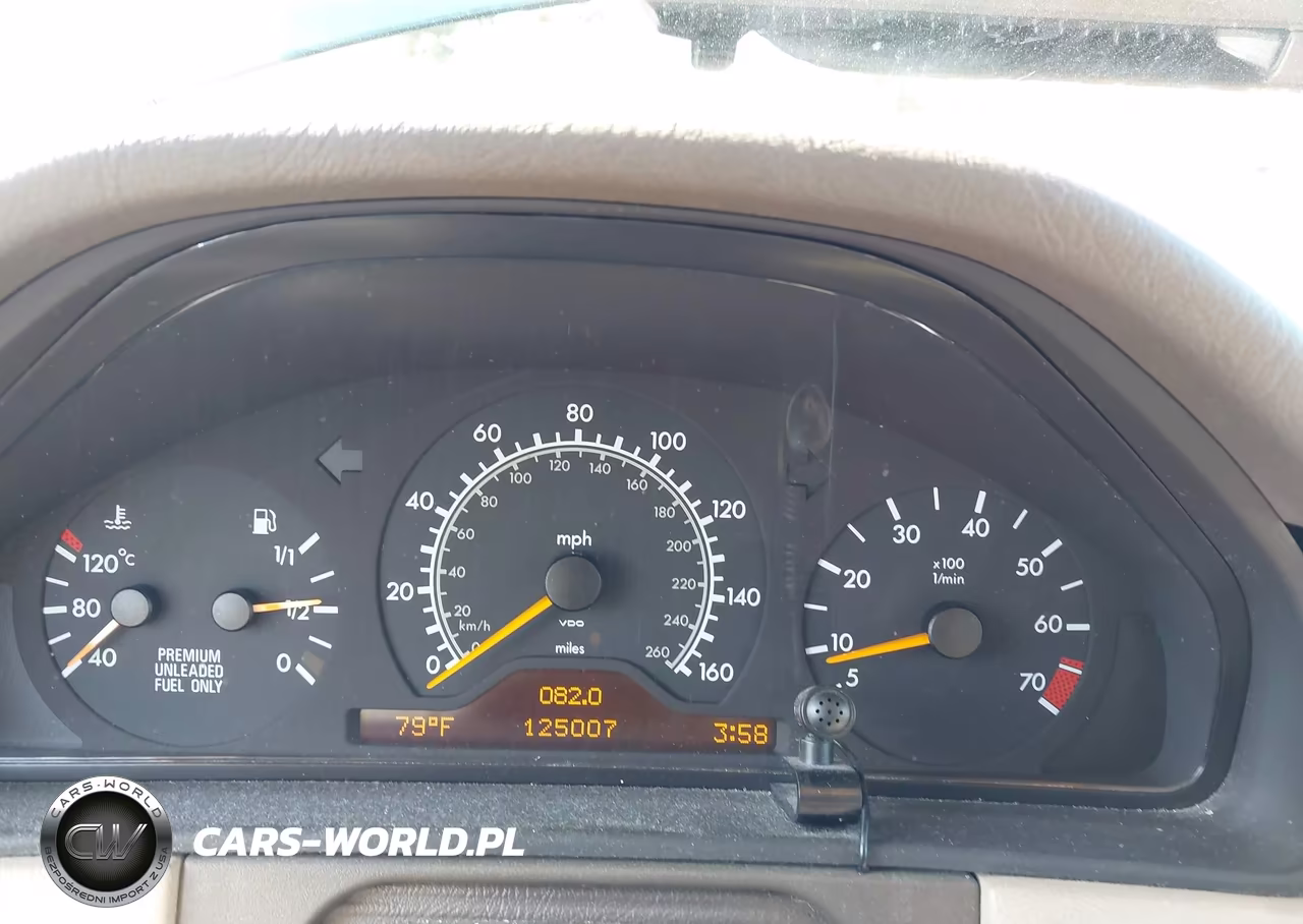 1996 Mercedes-Benz E 320 VIN:WDBJF55F9TJ010438 - 7