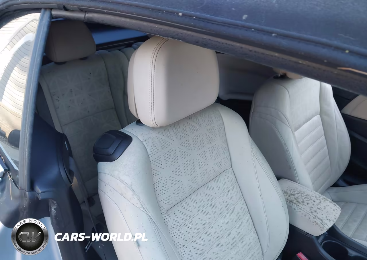 2016 Buick Cascada Premium VIN:W04WT3N56GG040649 - 8