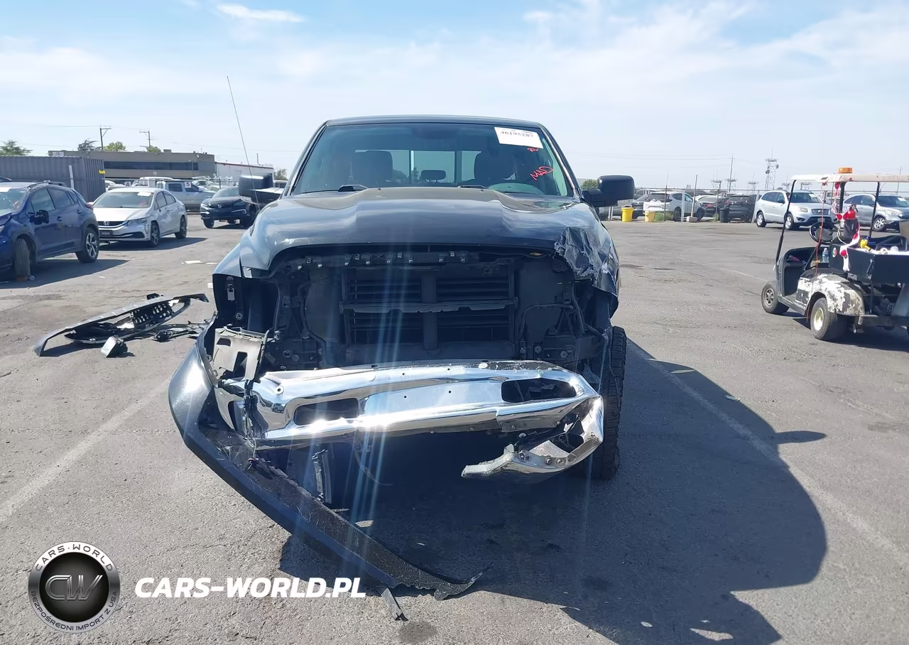 2018 Ram 1500 Big Horn VIN:1C6RR7LT0JS323845 - 13
