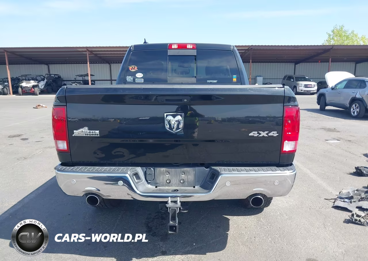2018 Ram 1500 Big Horn VIN:1C6RR7LT0JS323845 - 17