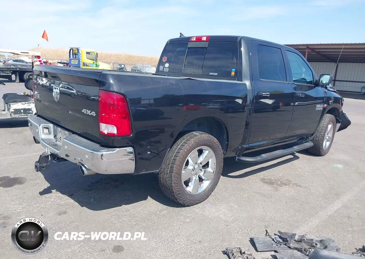 2018 Ram 1500 Big Horn VIN:1C6RR7LT0JS323845 - 4