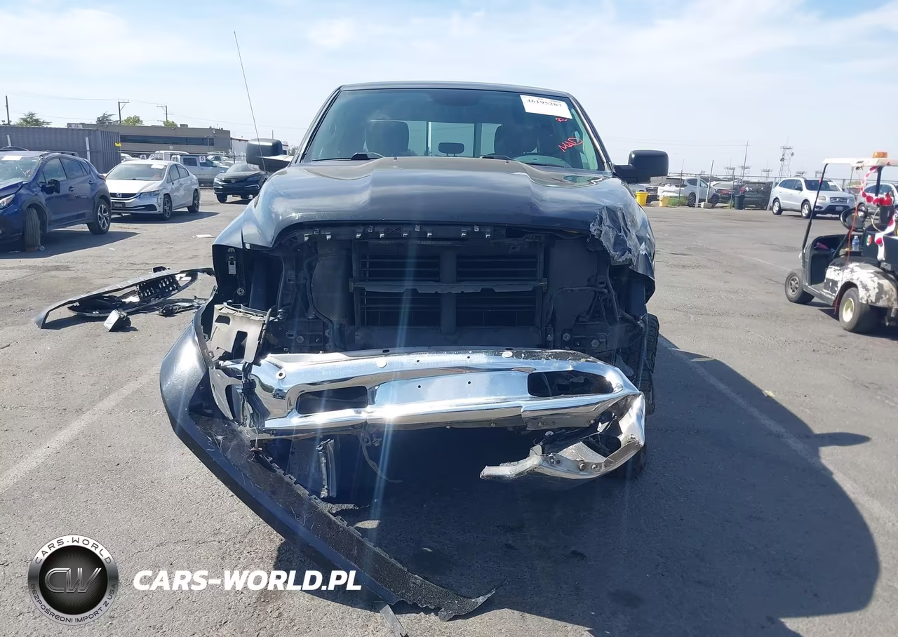 2018 Ram 1500 Big Horn VIN:1C6RR7LT0JS323845 - 6