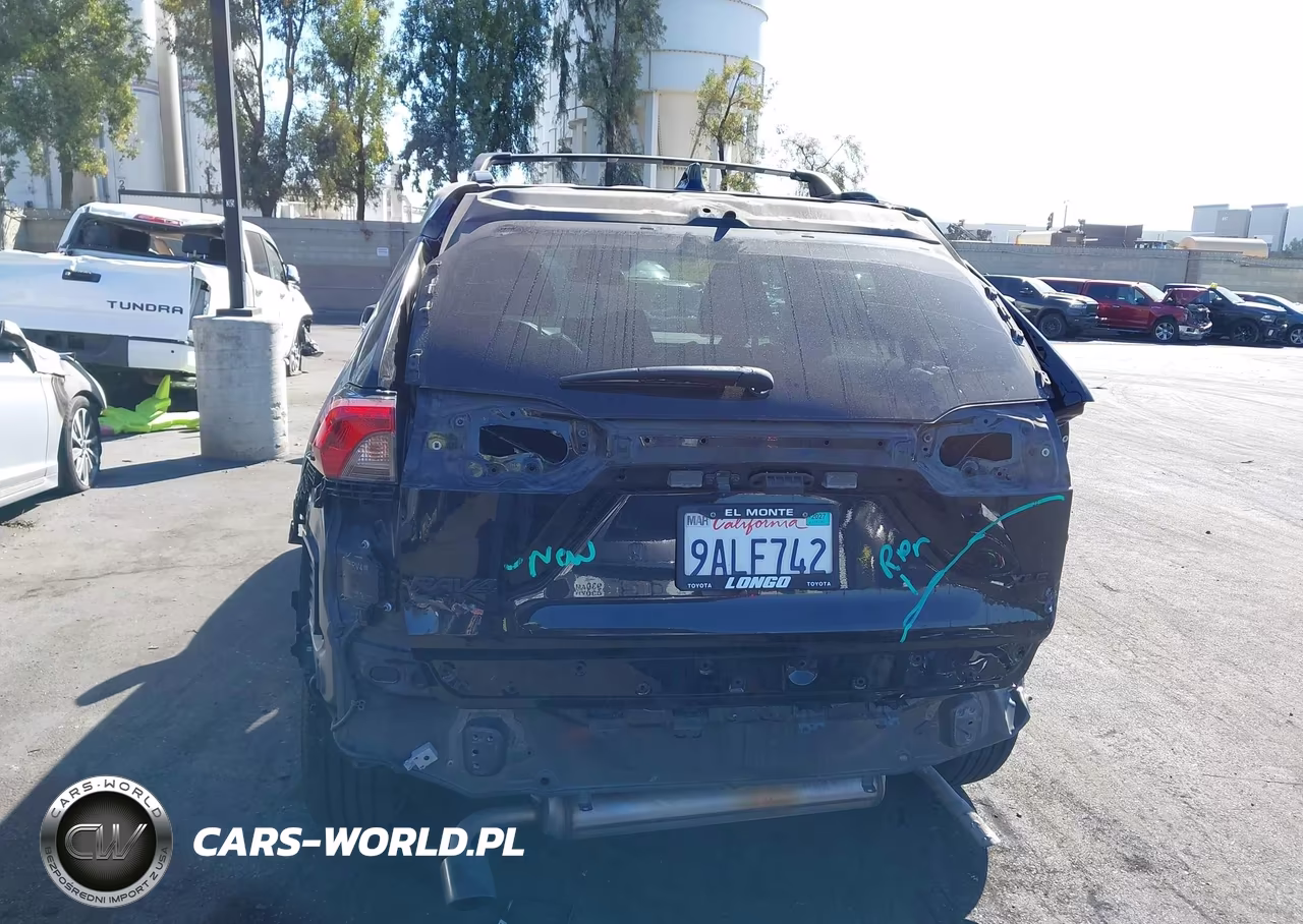2022 Toyota Rav4 Xle Premium VIN:2T3C1RFV1NC183799 - 17