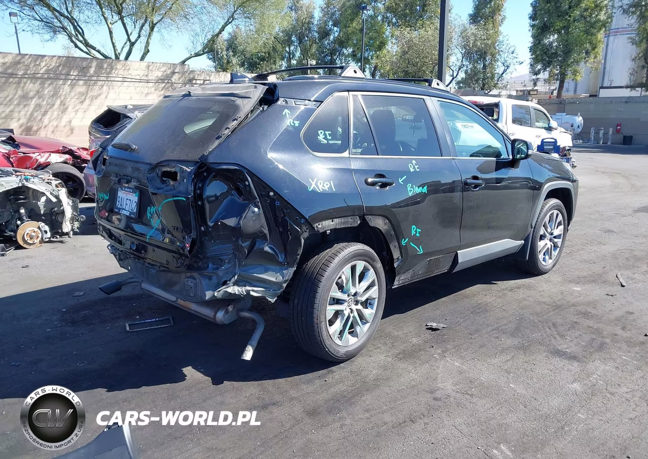 2022 Toyota Rav4 Xle Premium VIN:2T3C1RFV1NC183799 - 4