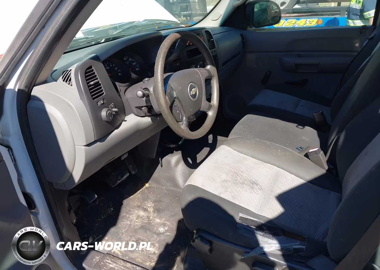2008 Chevrolet Silverado 1500 Work Truck VIN:1GCEC19X18Z112042 - 5