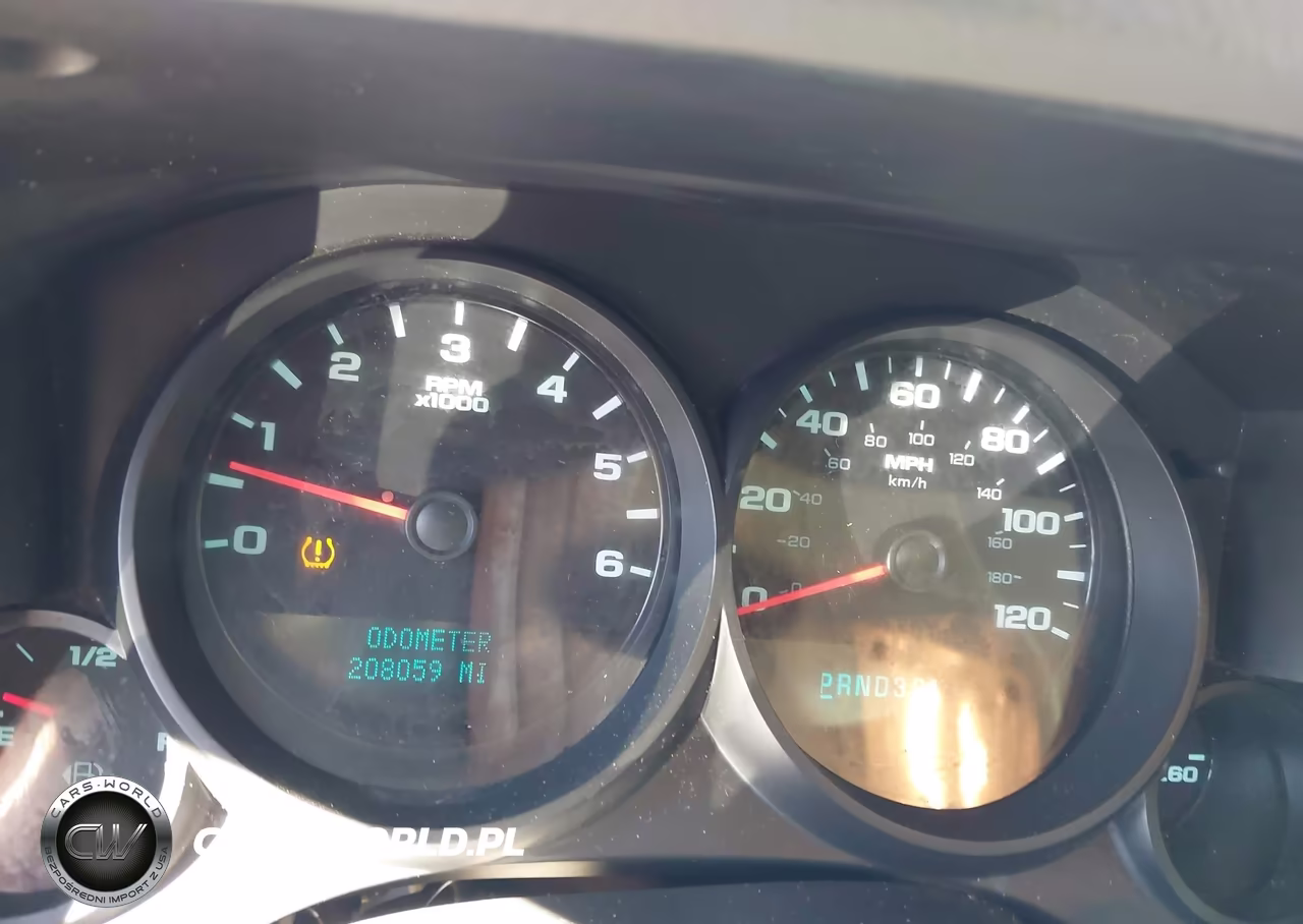 2008 Chevrolet Silverado 1500 Work Truck VIN:1GCEC19X18Z112042 - 7