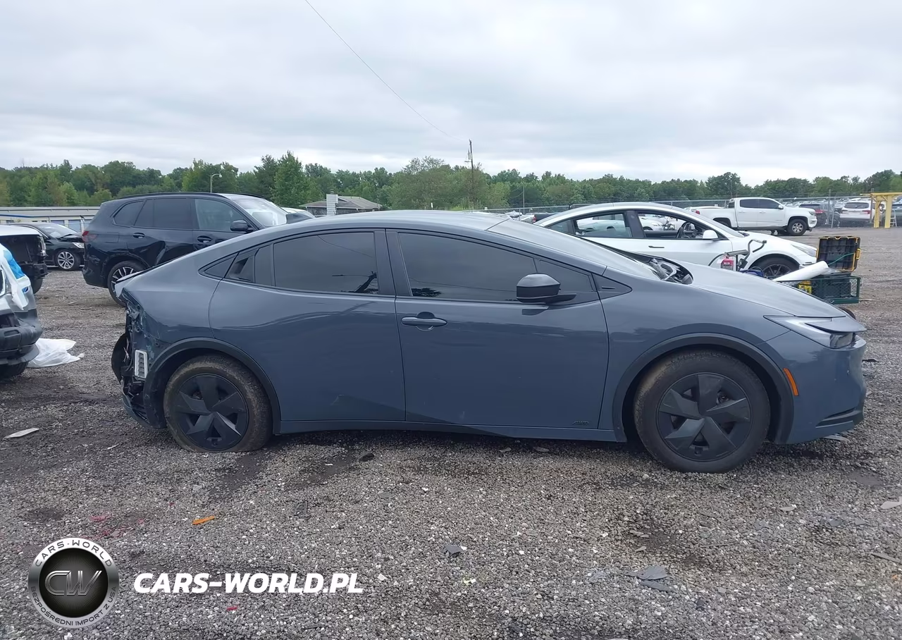 2024 Toyota Prius Le Awd-E VIN:JTDADABU4R3011464 - 14