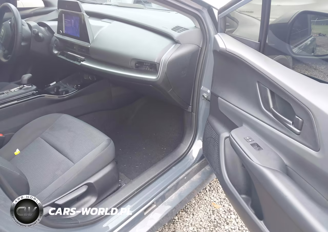 2024 Toyota Prius Le Awd-E VIN:JTDADABU4R3011464 - 5