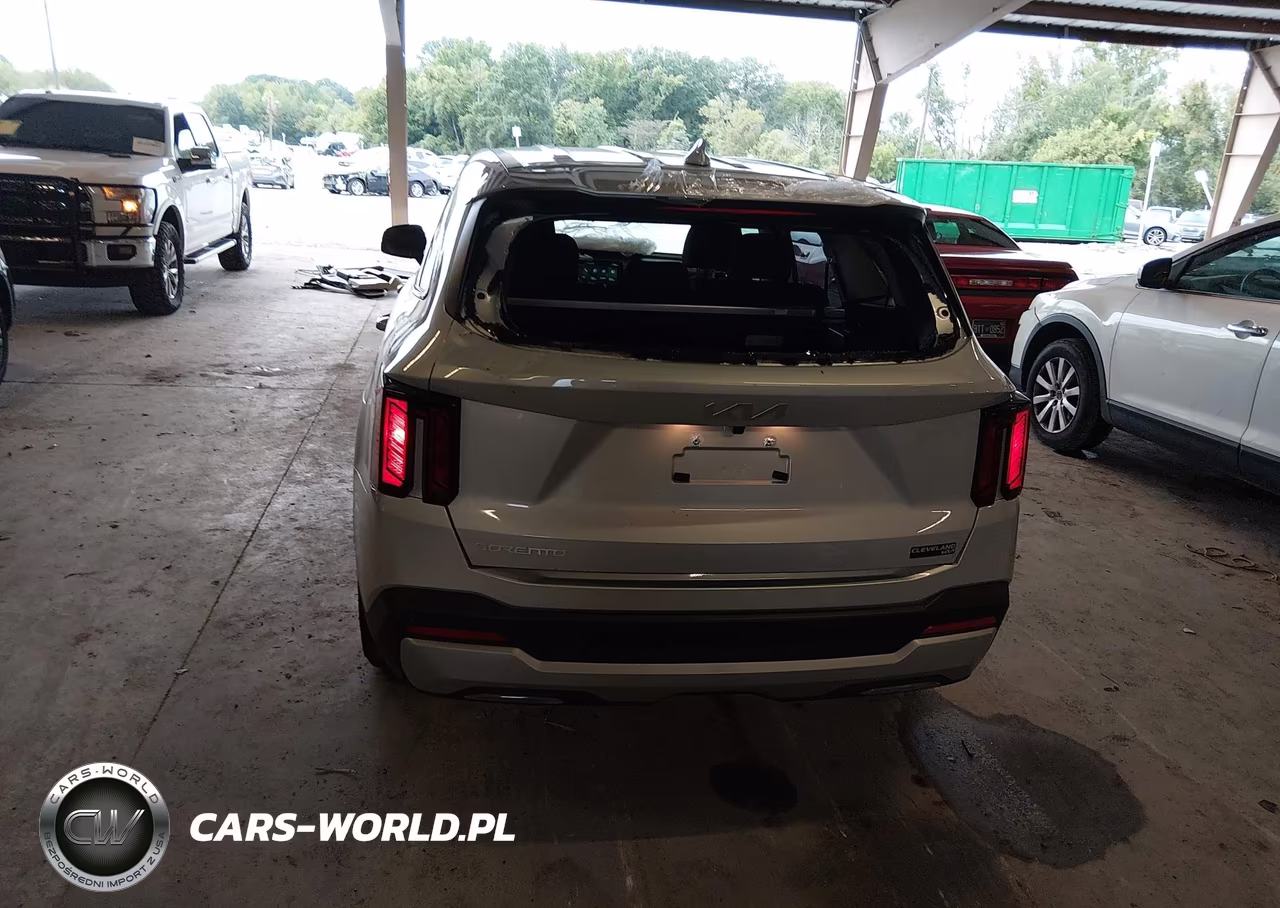2026 Kia Sorento Lx VIN:5XYRG4JC4TG463163 - 17