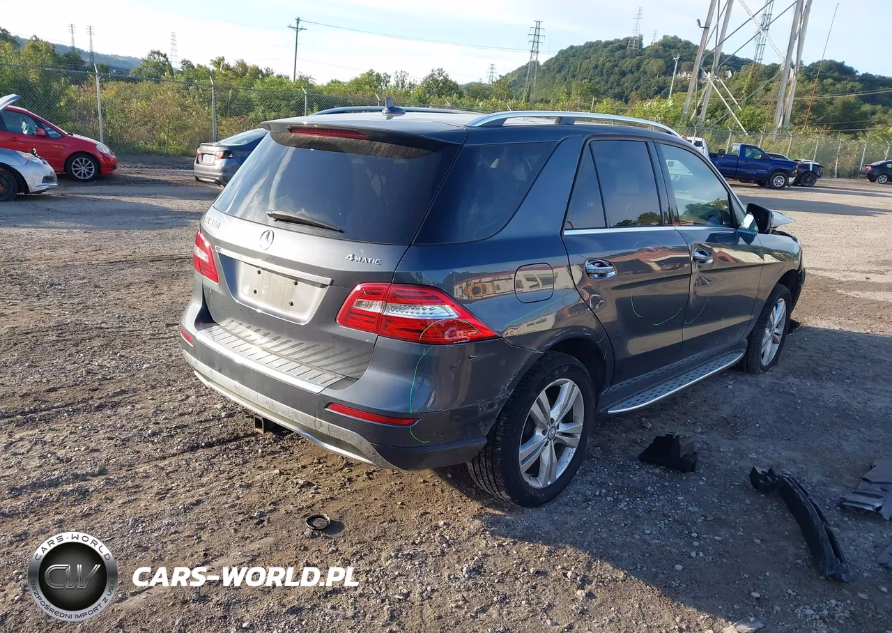 2015 Mercedes-Benz Ml 350 4Matic VIN:4JGDA5HB4FA573077 - 4