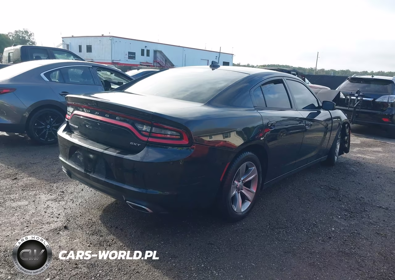2018 Dodge Charger Sxt Plus Rwd VIN:2C3CDXHG6JH125887 - 4