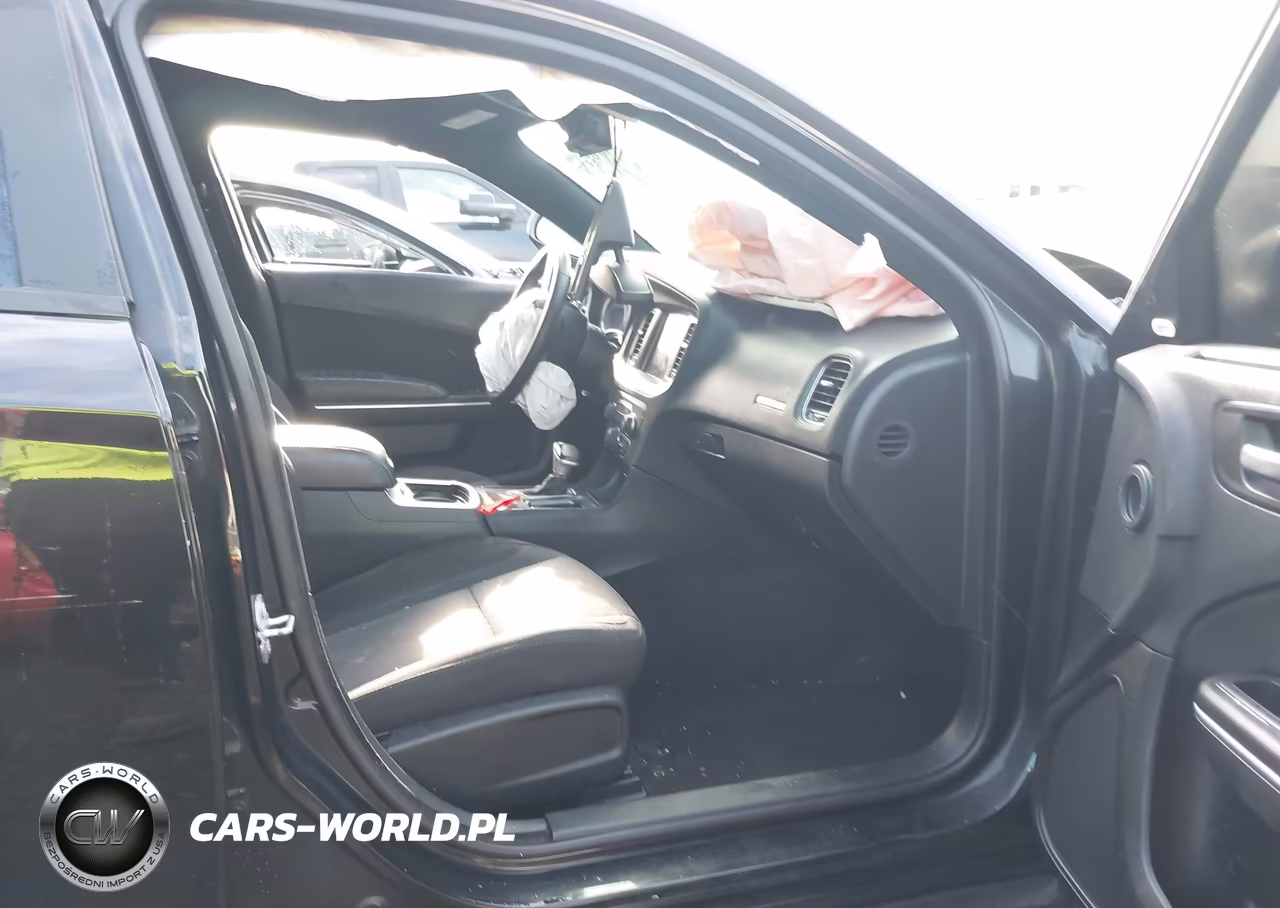 2018 Dodge Charger Sxt Plus Rwd VIN:2C3CDXHG6JH125887 - 5