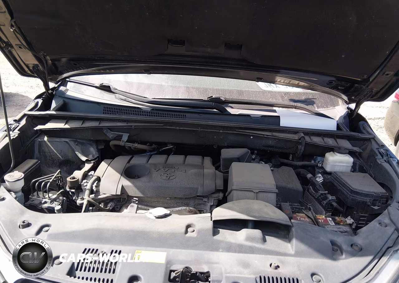 2018 Toyota Highlander Le VIN:5TDZARFHXJS039683 - 10