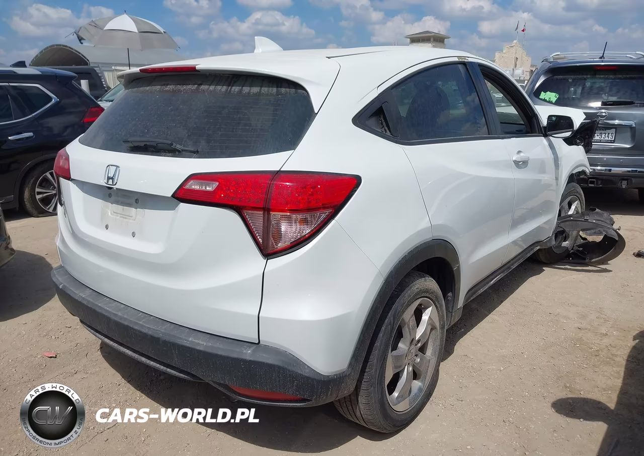 2017 Honda Hr-V Lx VIN:3CZRU5H34HM717012 - 4