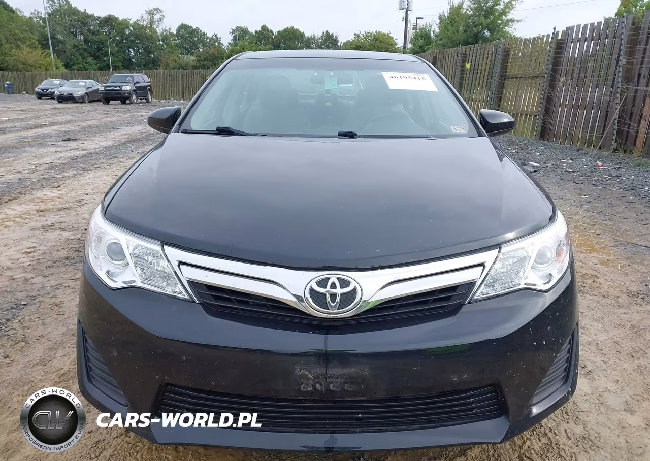 2013 Toyota Camry Le VIN:4T1BF1FK2DU281637 - 12