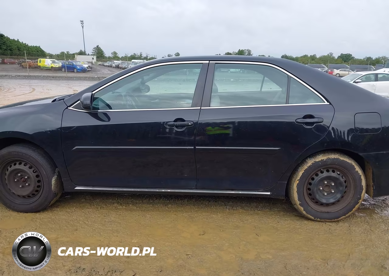 2013 Toyota Camry Le VIN:4T1BF1FK2DU281637 - 14