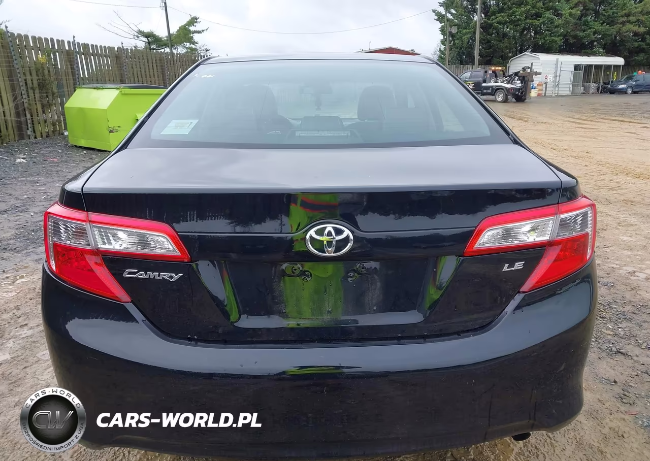 2013 Toyota Camry Le VIN:4T1BF1FK2DU281637 - 16