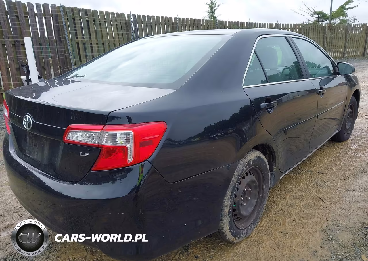 2013 Toyota Camry Le VIN:4T1BF1FK2DU281637 - 4