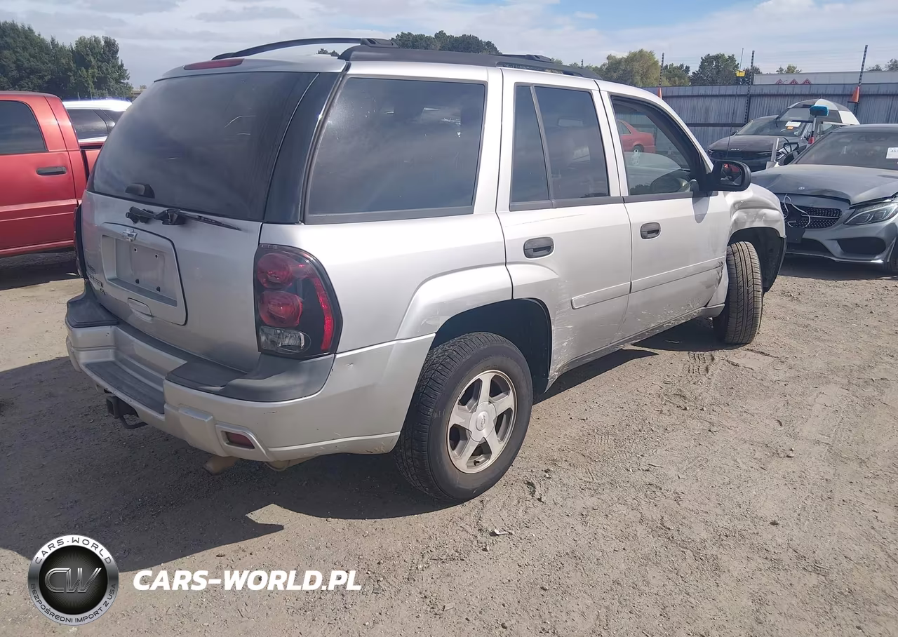 2006 Chevrolet Trailblazer Ls VIN:1GNDS13S762250970 - 4