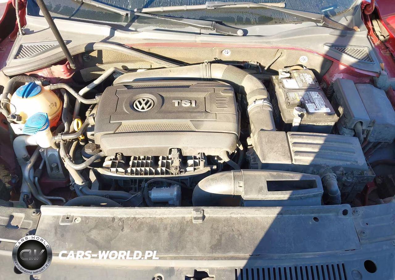 2015 Volkswagen Passat 1.8T Wolfsburg Edition VIN:1VWAT7A33FC037657 - 10
